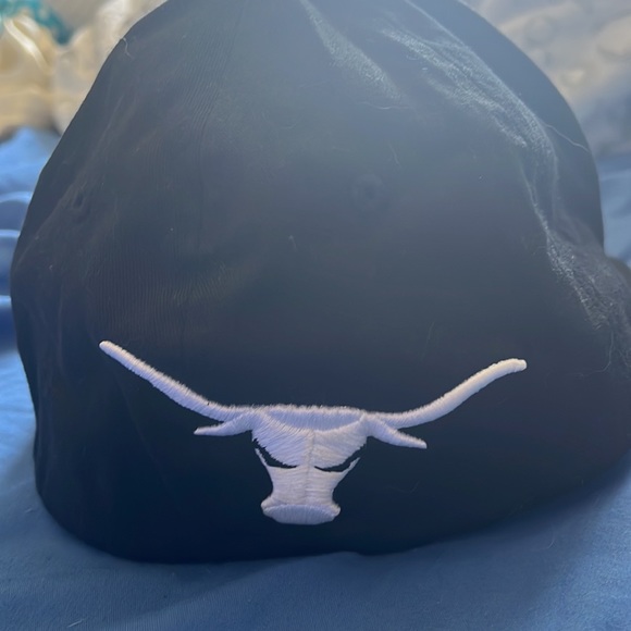 Zhats Z Fit size M/L black and white bull Hat - Picture 4 of 5